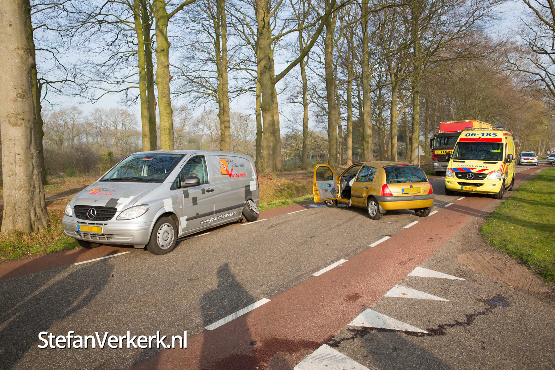 Ongeval MhenewegZuid Oude Dijk Oldebroek Foto's Stefan Verkerk