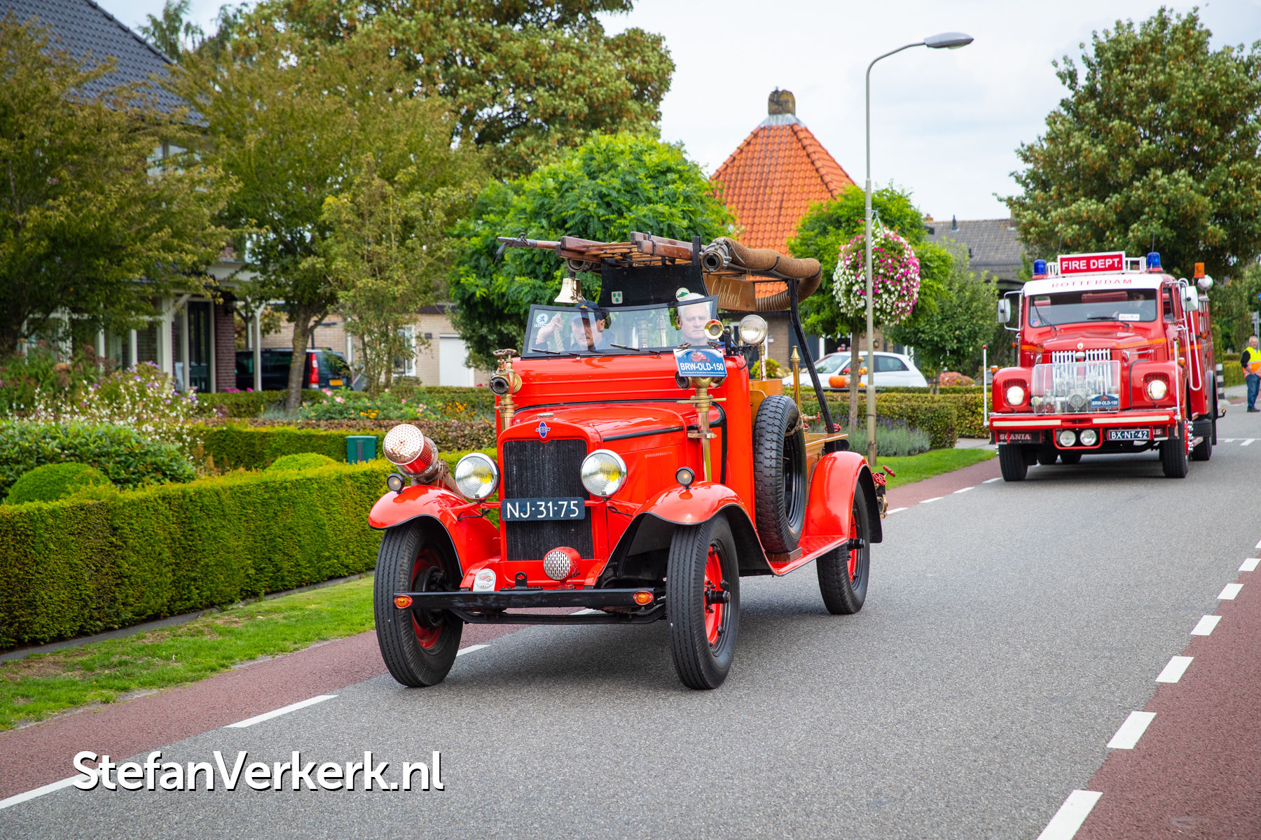 Oldtimer rondrit brandweer Oldebroek 150 jaar - Foto's - Stefan Verkerk