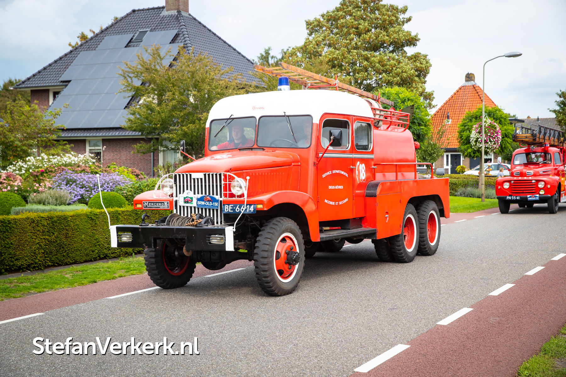 Oldtimer rondrit brandweer Oldebroek 150 jaar - Foto's - Stefan Verkerk